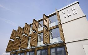 TIN INN Montabaur l einfach gut - Das Hotel aus hochwertig ausgebauten Überseecontainern